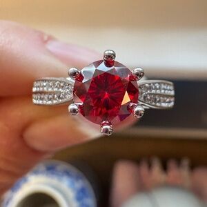 NWT Elegant Silver and Red Moissanite Gemstone Ring